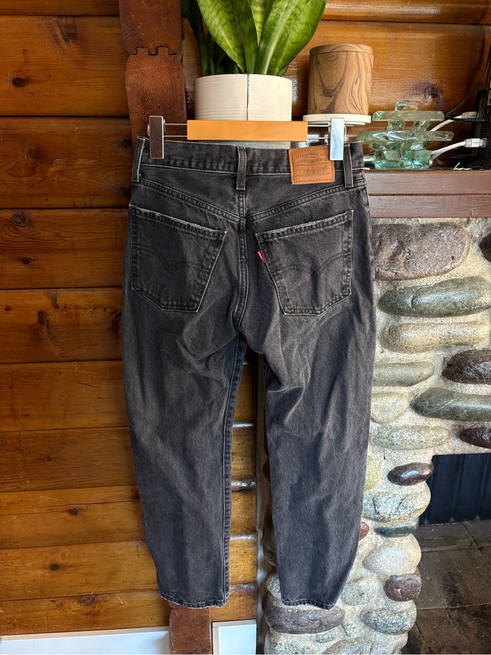 Levi’s Premium Middy Straight Jeans W25 L29 Washed Black Grey